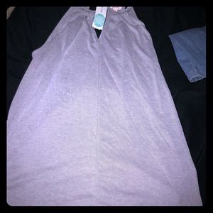 StitchFix flowy gray tank